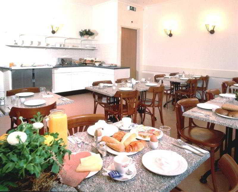 Hotel Linda 2*